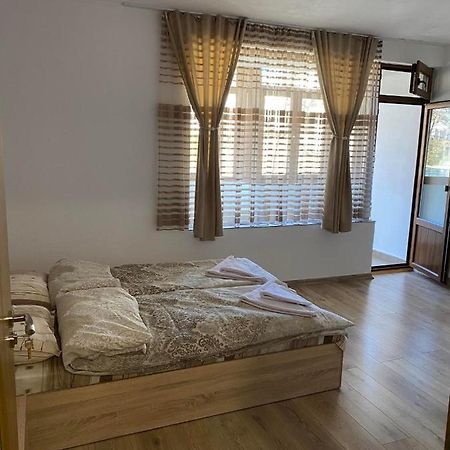 Apartament Апартамент За Гости Devín Zewnętrze zdjęcie